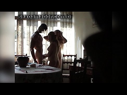 ❤️ Os amigos sexuais invitan a un home xigante e a un trío con el ❤️❌ Porno a nós gl.8kpornvids.ru ﹏